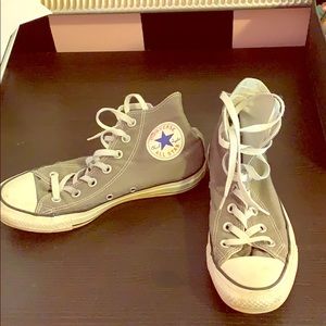 Grey high top converse || 6.5